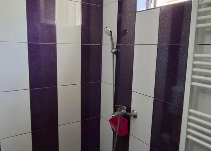 ゲストハウス La Mare